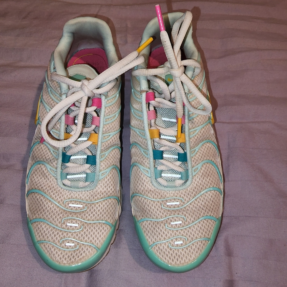 Nike Air Max Size 7